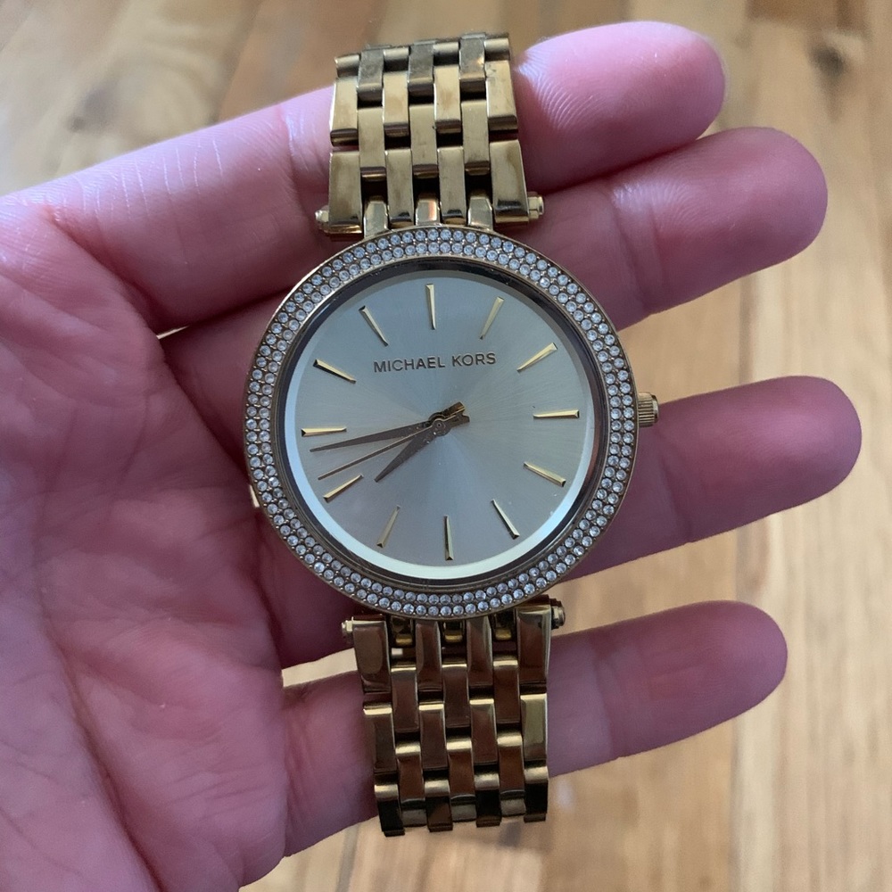 Gold MK watch ! ✨